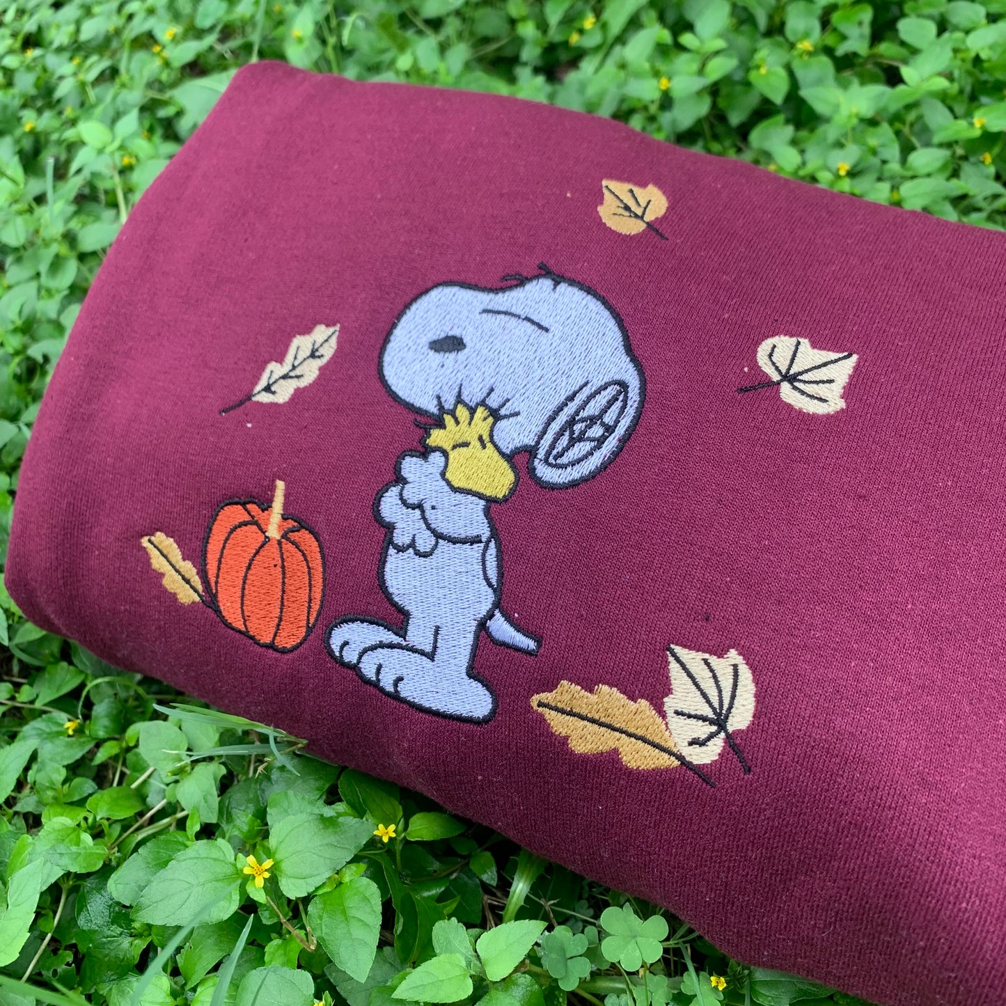 Snoopy Leaves Falling